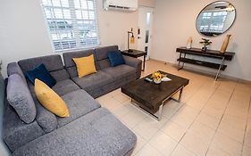Luxury Retreat With Private Jacuzzi And Mountain Views Free Parking